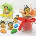 Geschenkideen: Geld verpacken als spirituelle Geste in der Analyse religiöser Produkte